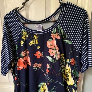 Beautiful navy/floral knit top